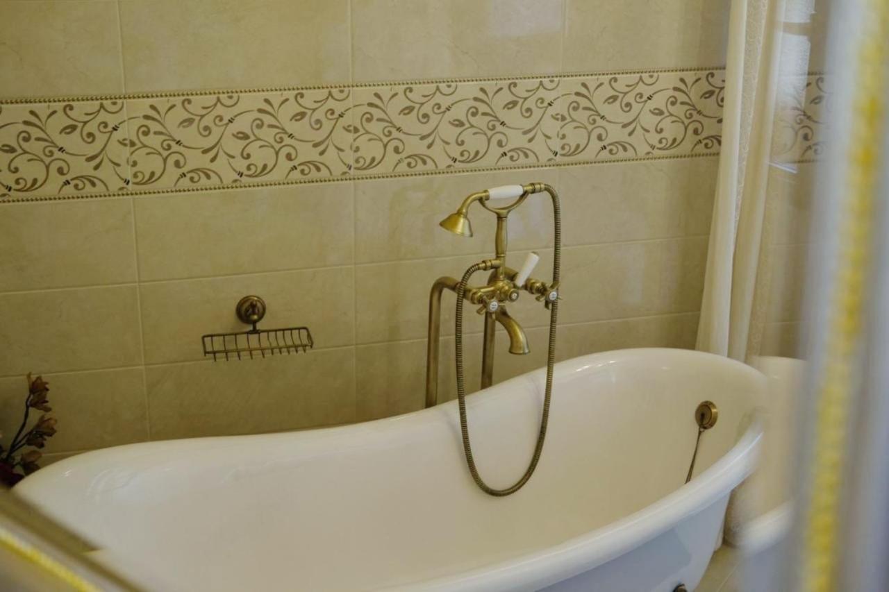 לינה וארוחת בוקר ליקאטה Casa Felice מראה חיצוני תמונה