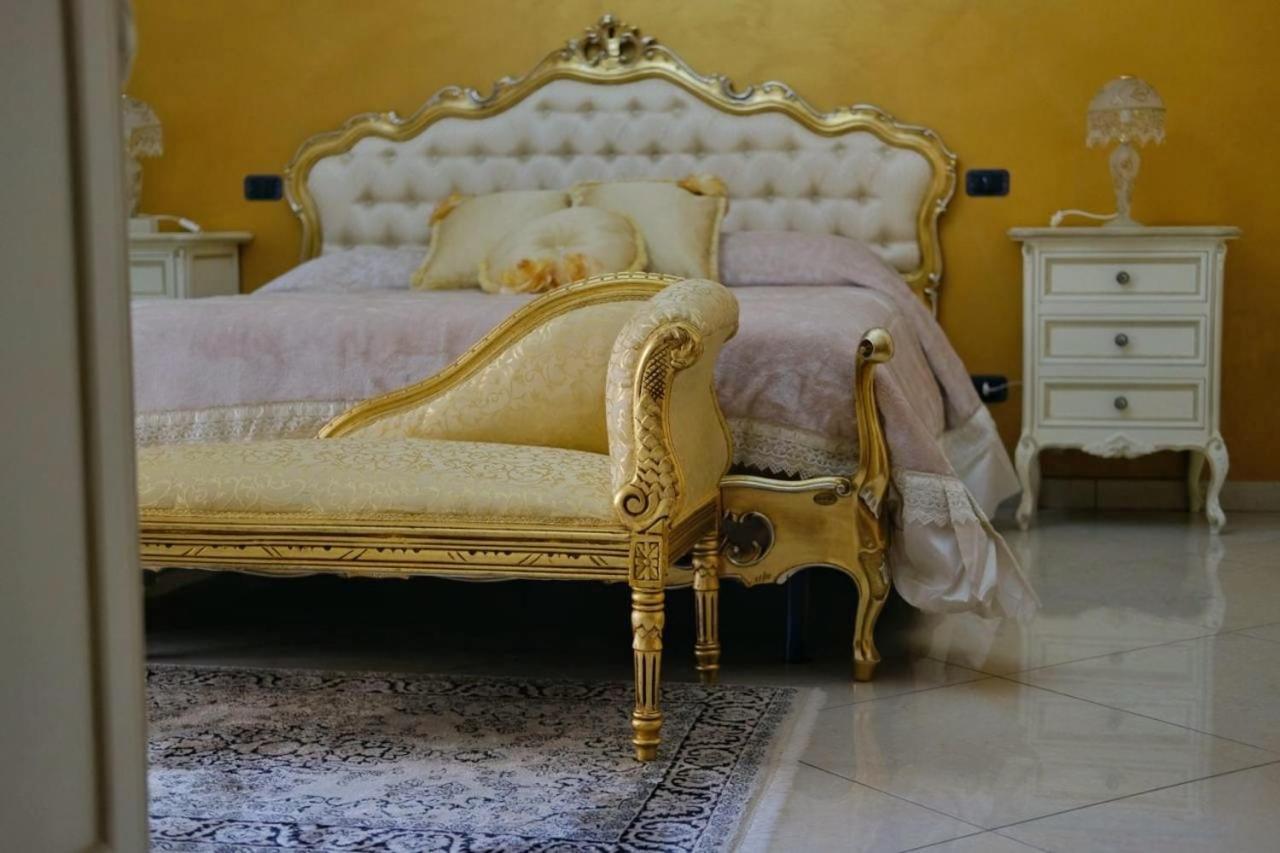 לינה וארוחת בוקר ליקאטה Casa Felice מראה חיצוני תמונה
